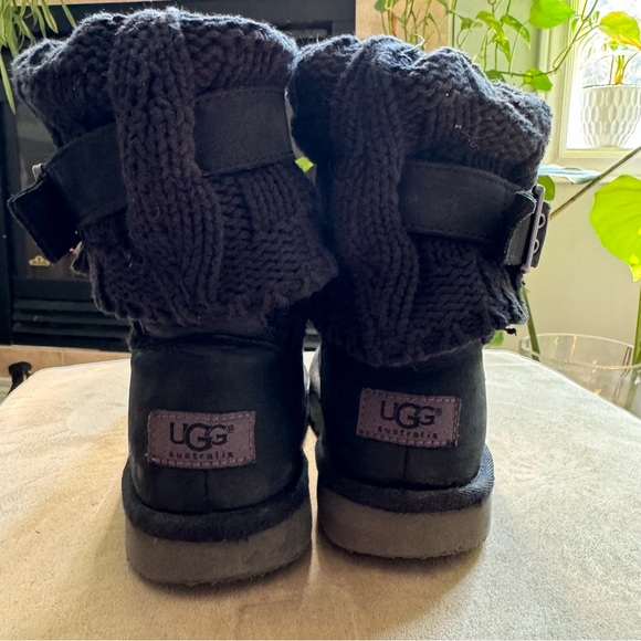 UGG Cassidee Black Leather Sweater Knit Boots with Buckle Size 2 - Picture 3 of 6